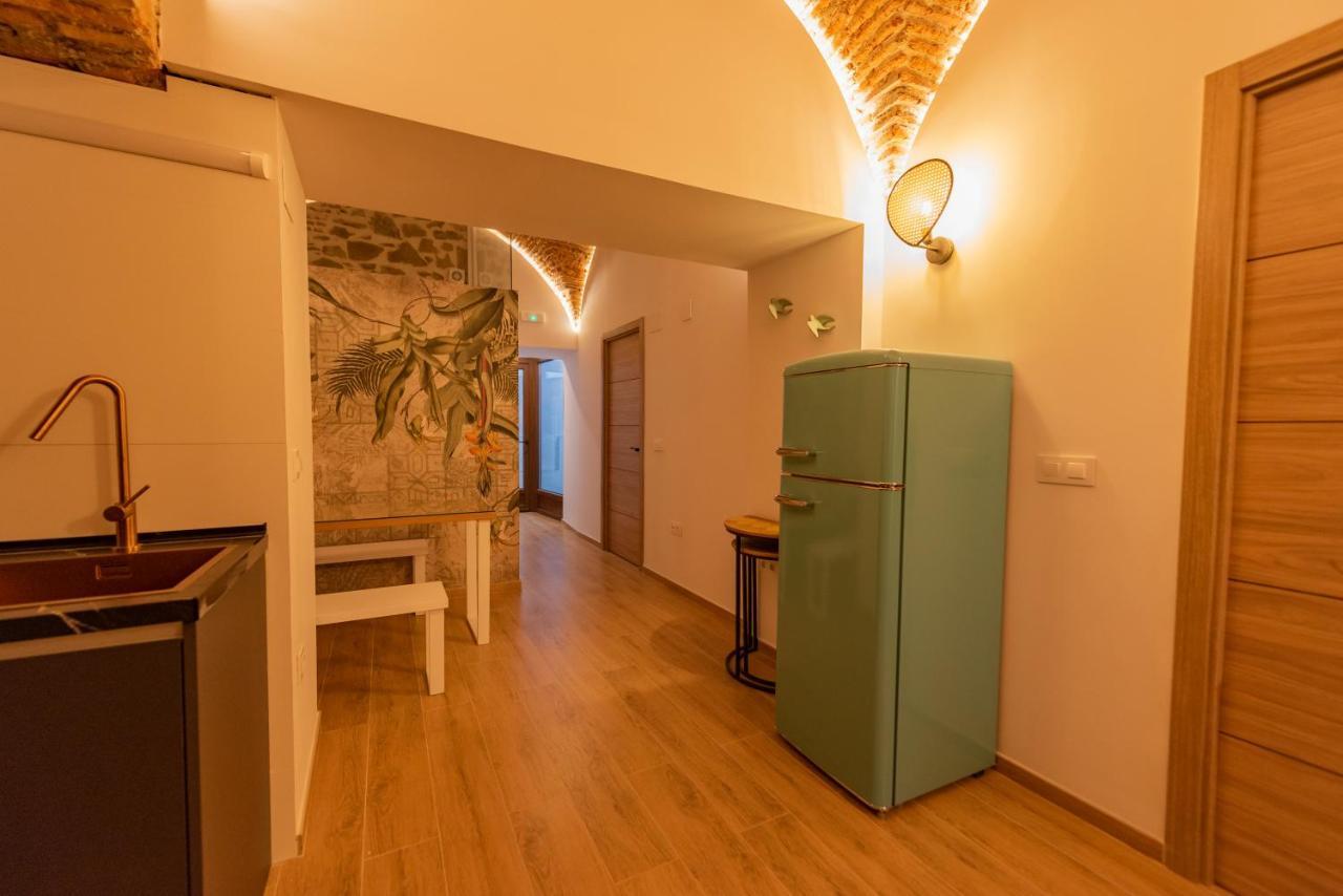 Galarza Deluxe Casa Xvi-Xvii Parking Privado Gratis Apartment Cáceres Exterior photo